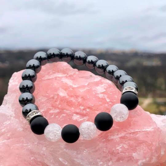 Minerální náramek hematit, křišťál, onyx - POHODA